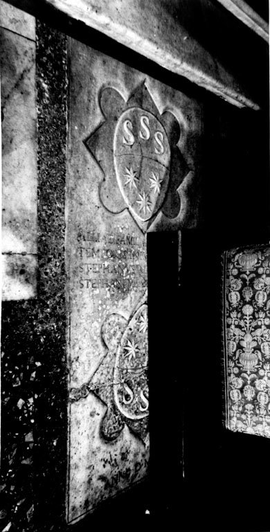 lapide tombale - ambito romano (sec. XVI)